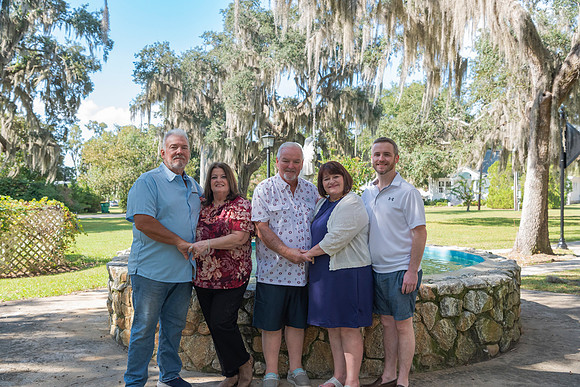 Sandy's Fam-1